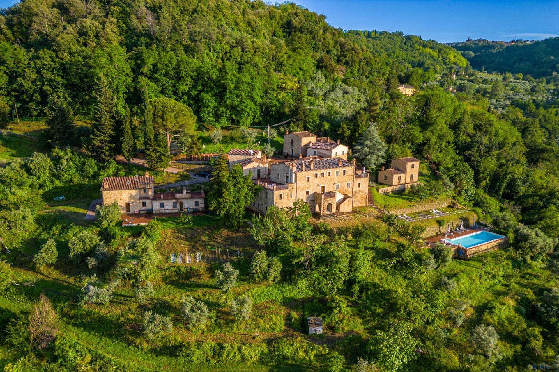 Borgo Gatteraia Aparthotel Volterra Exterior photo